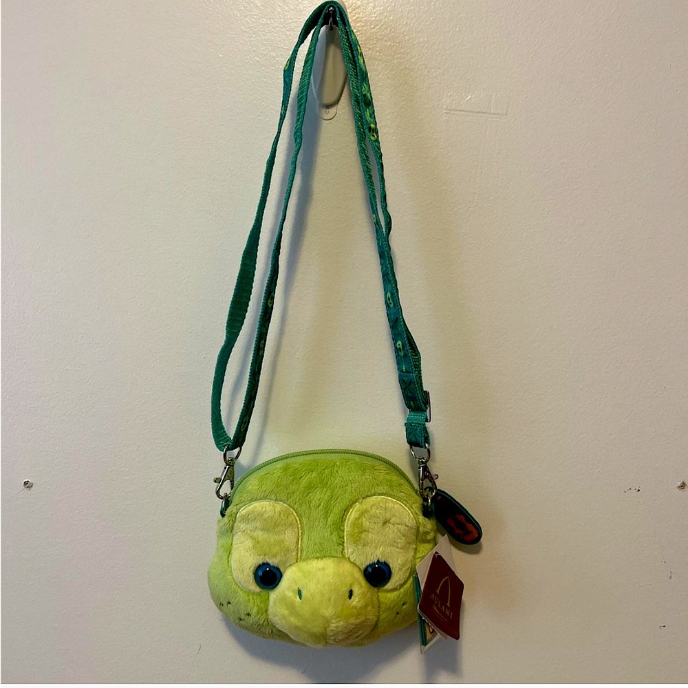 Duffy’s Friend Olu Aulani Plush Purse NWT